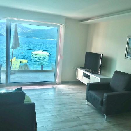 Lux Apartments Krasići Exteriör bild