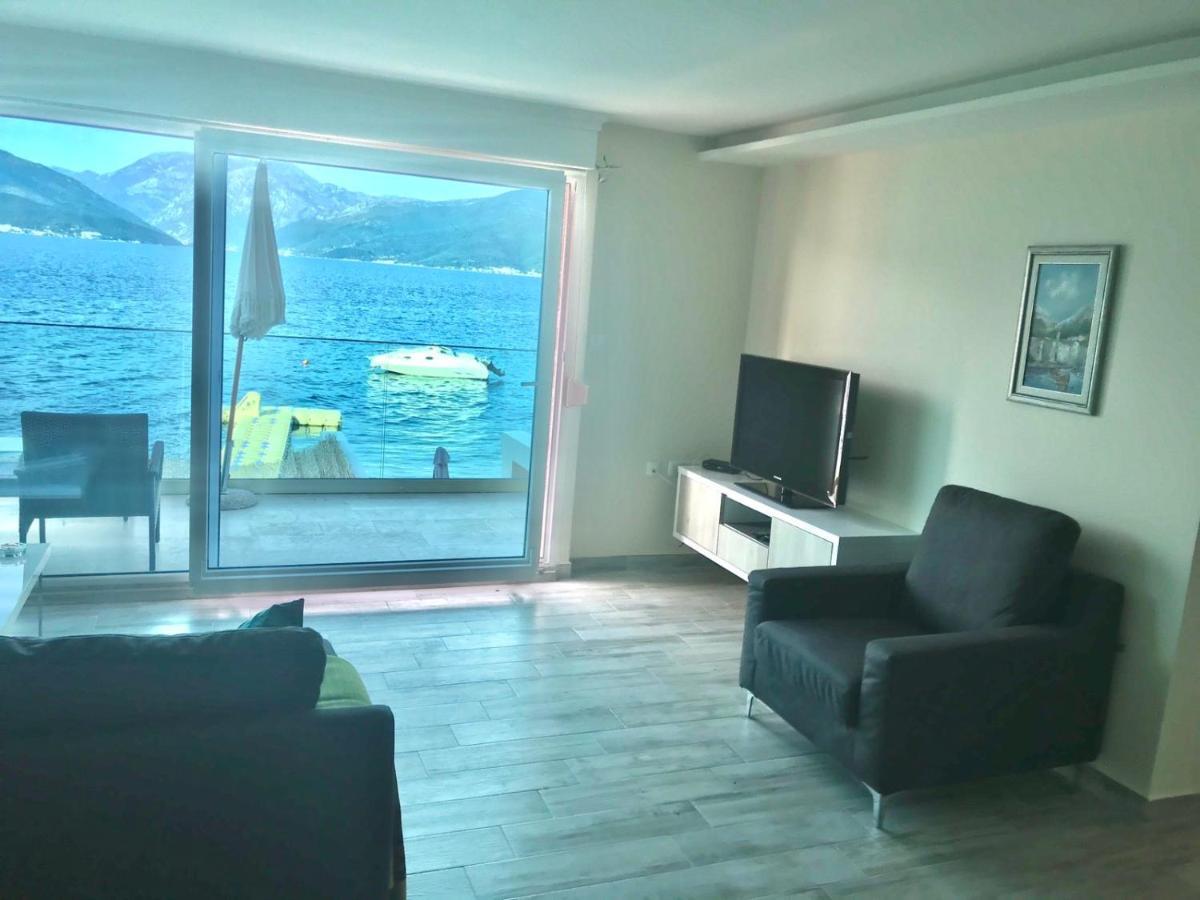 Lux Apartments Krasići Exteriör bild